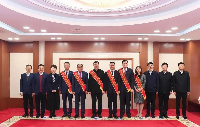 果博官网矿业获自治区1000万元上市奖补资金